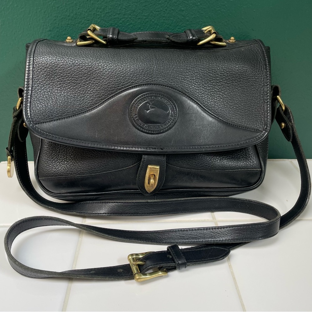 Vintage Dooney & Bourke Large Carrier Shoulder Bag - Black Pebbled Leather